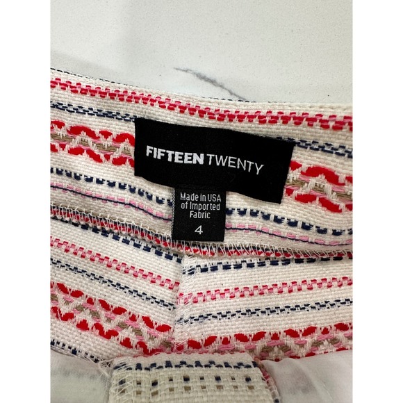 FIFTEEN TWENTY Striped Shorts High‎ Waist Textured Casual Size 4 - Picture 3 of 6